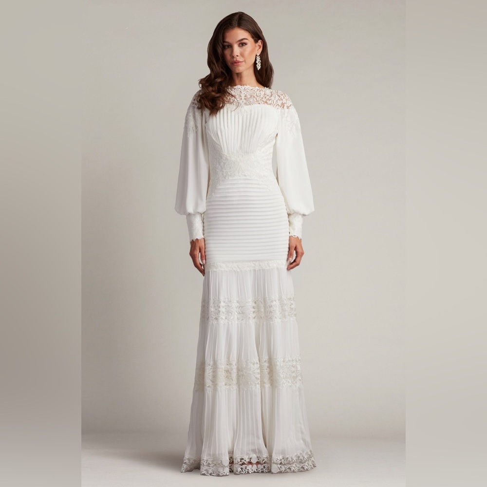 TADASHI SHOJI - SILVERADO BLOUSON SLEEVE GOWN